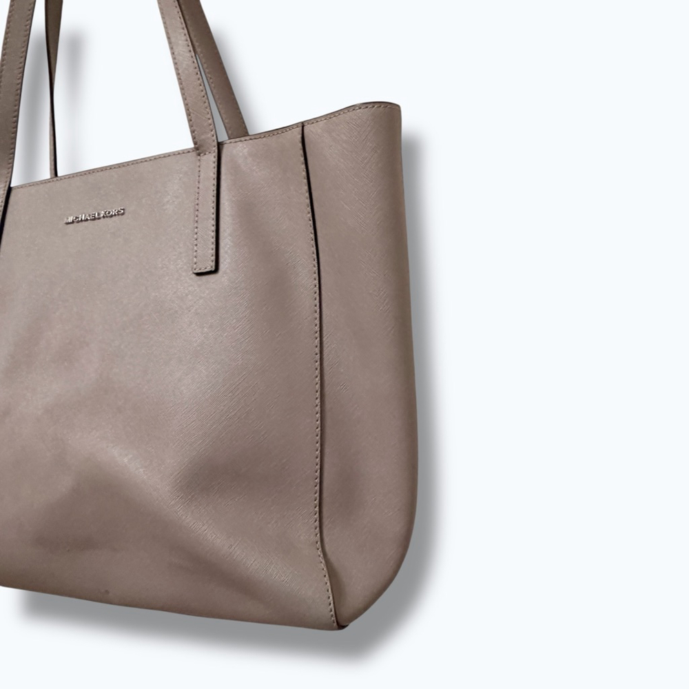 Michael Kors Large Saffiano Leather Laptop Tote Taupe Work Bag - Picture 15 of 16